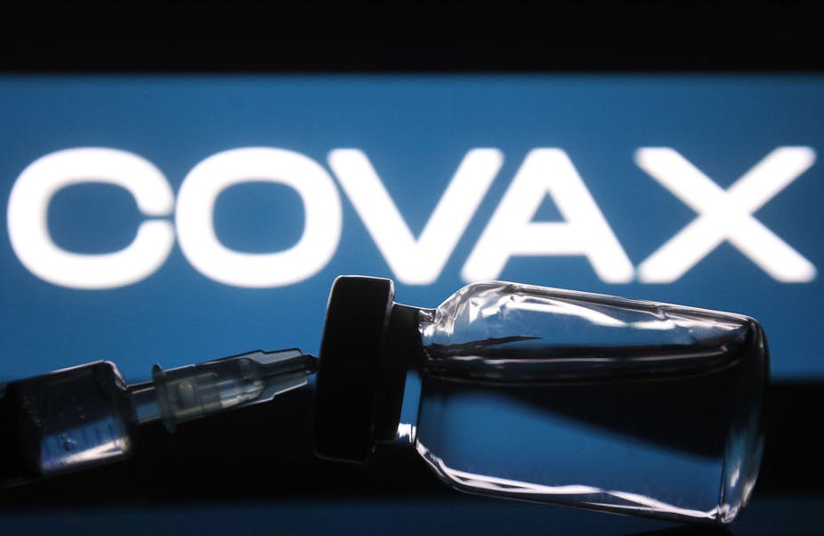 COVAX vise à accélérer le développement et la fabrication de vaccins COVID-19 et à garantir l'accès à tous les pays. Illustration photo par STR / NurPhoto via Getty Images COVAX vise à accélérer le développement et la fabrication de vaccins COVID-19 et à garantir l'accès à tous les pays. Illustration photo par STR / NurPhoto via Getty Images