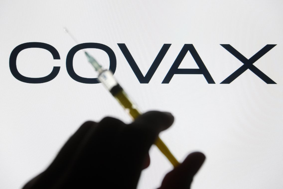 La Banque mondiale et l'Union africaine conjuguent leurs efforts pour soutenir la vaccination rapide de 400 millions de personnes en Afrique La Banque mondiale et l'Union africaine conjuguent leurs efforts pour soutenir la vaccination rapide de 400 millions de personnes en Afrique