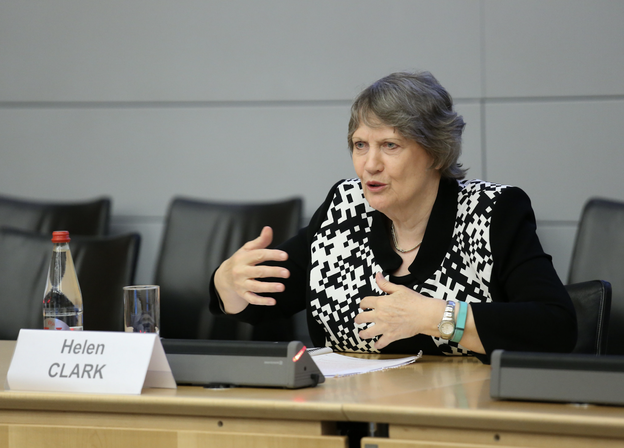 Helen CLARK, Présidente du Conseil d'administration de l'ITIE. Helen CLARK, Présidente du Conseil d'administration de l'ITIE.
