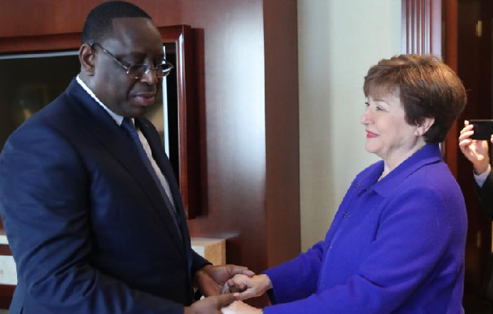 Le FMI lance l'évaluation post-financement avec le Sénégal. Le FMI lance l'évaluation post-financement avec le Sénégal.