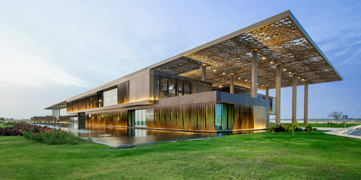 Photo : Centre de Conférence mondiale de l’ITIE 2023, par le Centre International de Conférences Abdou Diouf (CICAD). Photo : Centre de Conférence mondiale de l’ITIE 2023, par le Centre International de Conférences Abdou Diouf (CICAD).