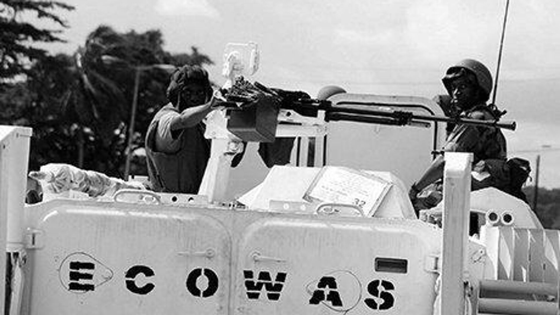 pourquoi nous sommes réticents quant à une intervention militaire de la cedeao au niger ? pourquoi nous sommes réticents quant à une intervention militaire de la cedeao au niger ?