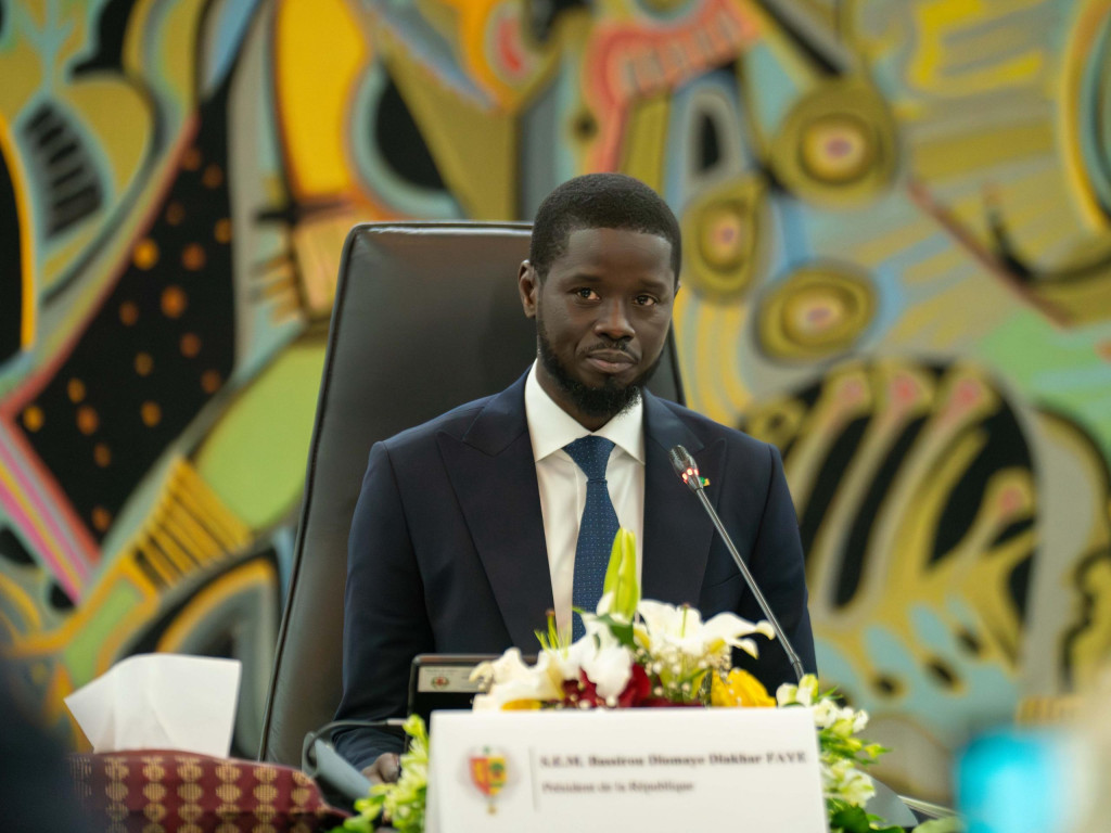 Le Chef de l’Etat, Bassirou Diomaye Diakhar FAYE a présidé, ce mercredi 29 mai 2024, la réunion hebdomadaire du Conseil des ministres, au Palais de la République. Le Chef de l’Etat, Bassirou Diomaye Diakhar FAYE a présidé, ce mercredi 29 mai 2024, la réunion hebdomadaire du Conseil des ministres, au Palais de la République.