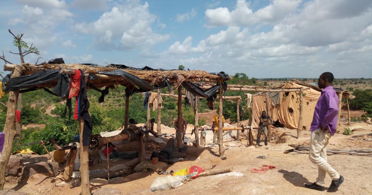 gestion et retraitement des résidus dans les mines d’or artisanales et à petite échelle gestion et retraitement des résidus dans les mines d’or artisanales et à petite échelle