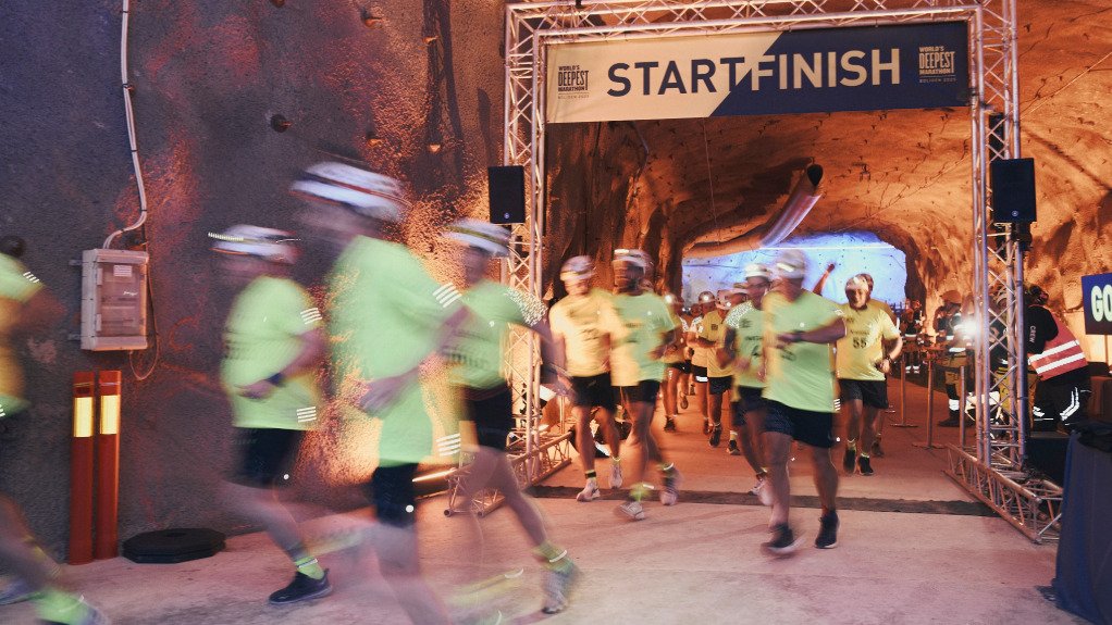 Le marathon le plus profond jamais organisé, à plus de 1 100 mètres sous terre dans la mine de zinc de Garpenberg, en Suède.