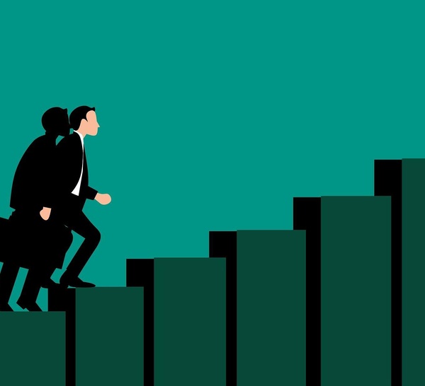 Entre 2021 et 2024, les déclarations des bénéficiaires effectifs des entreprises ont connu une évolution, mais il y a des manquements. 