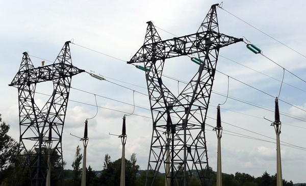 Le bilan montre un effort considérable d'augmentation de la capacité de production avec 364 MW ajoutés entre 2019 et 2024, ainsi que des progrès dans la distribution et la commercialisation.