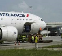 Panne en plein vol Air France: la compagnie prolonge les souffrances des passagers