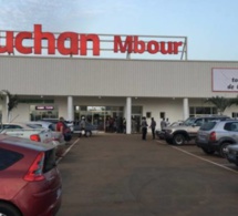 SENEGAL- L’UNACOIS appelle à la mobilisation pour que ‘’Auchan dégage’’ SENEGAL- L’UNACOIS appelle à la mobilisation pour que ‘’Auchan dégage’’