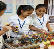 Formation dans les filières science, technologie, ingénierie et mathématique : Mastercard vise 1 million de filles d’ici 2025 Formation dans les filières science, technologie, ingénierie et mathématique : Mastercard vise 1 million de filles d’ici 2025