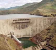 Signature de l’accord de financement du programme Kandadji entre le Niger et la Bad Signature de l’accord de financement du programme Kandadji entre le Niger et la Bad