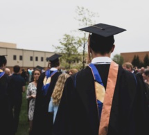 La dette des États-Unis au titre des prêts aux étudiants a plus que doublé en 10 ans La dette des États-Unis au titre des prêts aux étudiants a plus que doublé en 10 ans