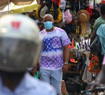 Guide de Dummy's sur la façon dont les règles commerciales affectent l'accès aux  vaccins COVID-19 Guide de Dummy's sur la façon dont les règles commerciales affectent l'accès aux  vaccins COVID-19