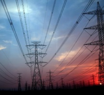 Electricité au Ghana : des améliorations significatives qui masquent certaines inefficacités. Electricité au Ghana : des améliorations significatives qui masquent certaines inefficacités.