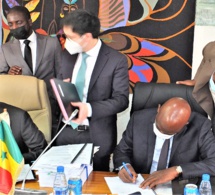 signature de nouveaux accords relatifs à la renégociation des contrats de concession de l’autoroute à péage dakar-diamniadio-aibd avec le concessionnaire secca, sénégal