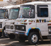 hausse prix du carburant, sénégal : les transporteurs menacent d’aller en grève hausse prix du carburant, sénégal : les transporteurs menacent d’aller en grève