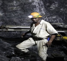 Afrique: le secteur minier frappé de plein fouet par la chute des cours Afrique: le secteur minier frappé de plein fouet par la chute des cours