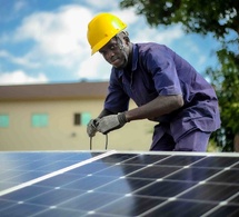 énergies renouvelables : un commentaire de l'aie explique comment le coût élevé du capital freine le développement énergétique au kenya et au sénégal