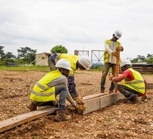 perseus mining s'engage à investir 523 millions de dollars dans le développement d'un projet aurifère en tanzanie ; les actions chutent de 3 %