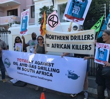 Des communautés de première ligne, des organisations de la société civile et des militants ont uni leurs voix contre les opérations de TotalEnergies.  Des communautés de première ligne, des organisations de la société civile et des militants ont uni leurs voix contre les opérations de TotalEnergies.