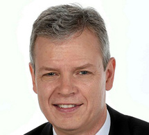 TotalEnergies se renforce au Nigeria avec deux nouveaux permis d'exploration offshore TotalEnergies se renforce au Nigeria avec deux nouveaux permis d'exploration offshore